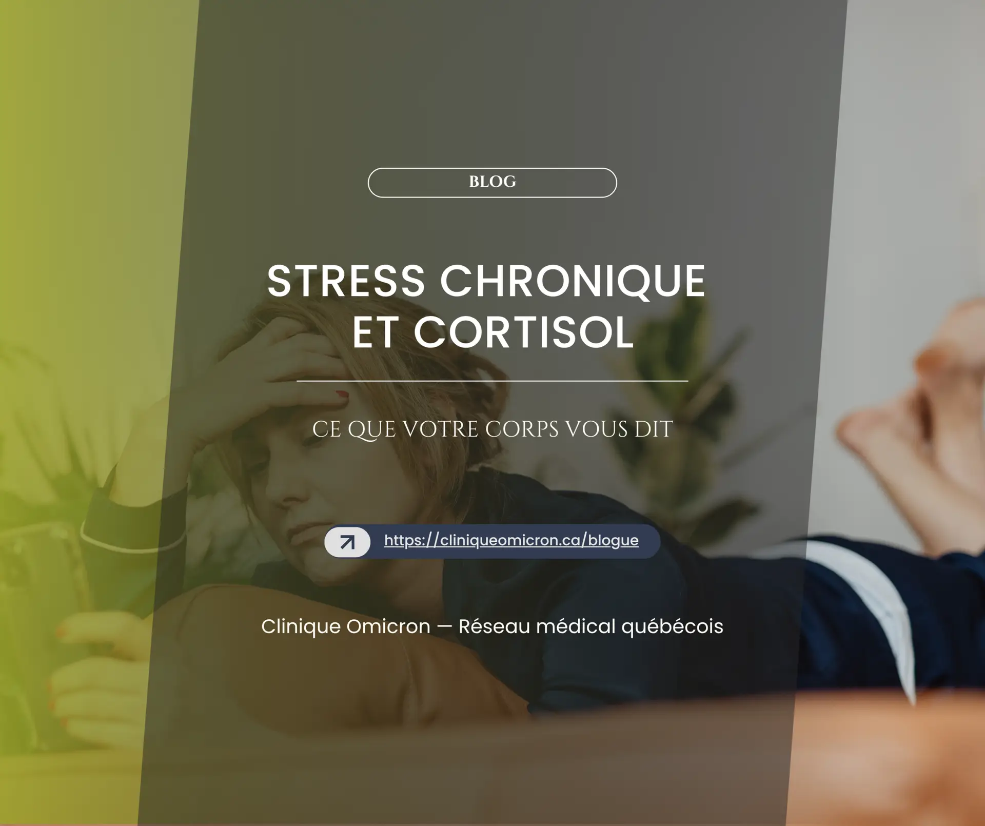 Woman with her hand on her forehead, expressing stress, with a smartphone, illustrating the theme of chronic stress and cortisol.